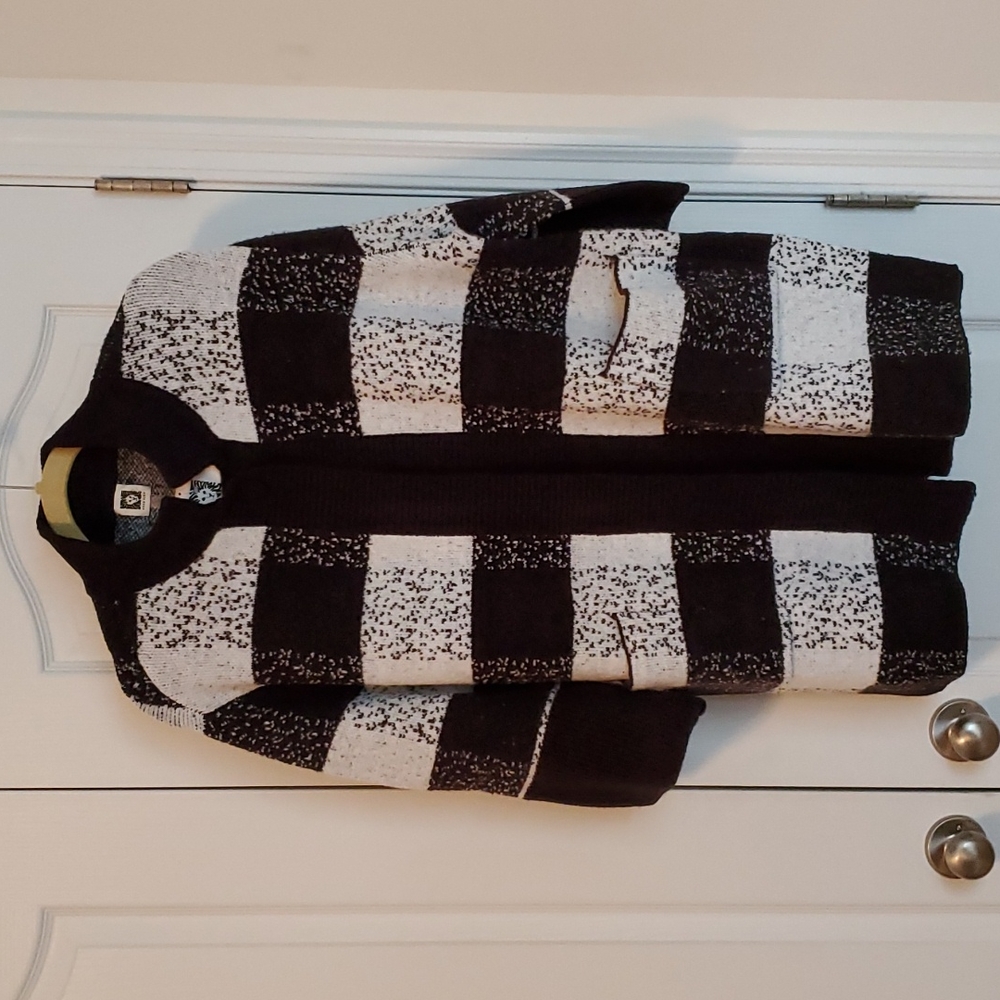 Anne Klein Women's long length cardigan sweater.